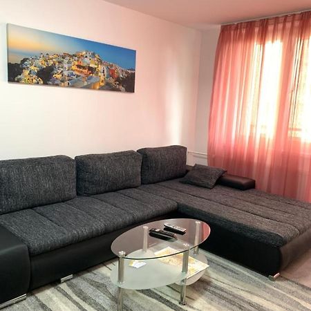 Apartament Tt10 Botanicka Trnava Exterior foto