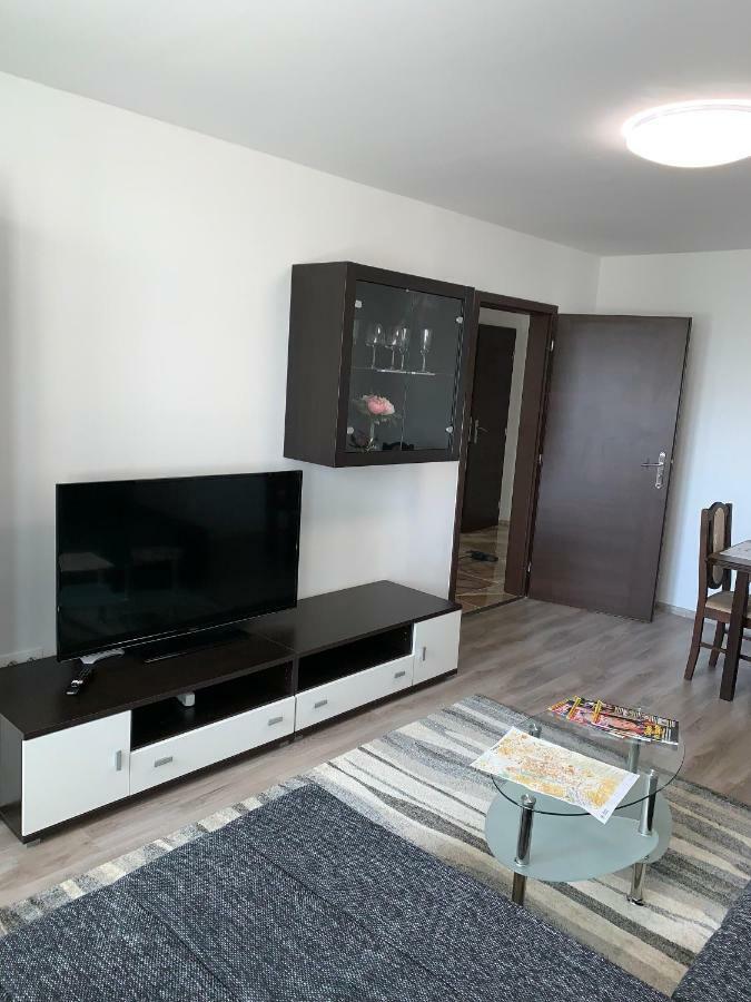 Apartament Tt10 Botanicka Trnava Exterior foto